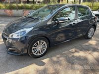 Usata Peugeot 208 Active 82 CV (60 kW) 2019 Blu Utilitaria