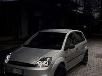 Usata Ford Fiesta Zetec 79 CV (58 kW) 2002 Berlina