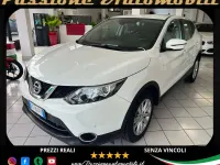 Usata Nissan Qashqai N-Connecta 110 CV (80 kW) 2015 Bianco SUV