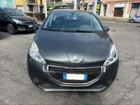 Usata Peugeot 208 Access 68 CV (50 kW) 2015 Grigio Utilitaria