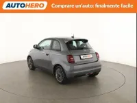 Usata Fiat 500e Icon 86 kW (118 CV) 2021 Grigio Berlina