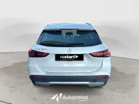 Usata Mercedes GLA180 Business 116 CV (85 kW) 2021 Bianco SUV