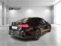Usata BMW 540 M Sport 303 CV (222 kW) 2025 Nero Berlina