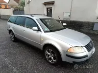 Usata VW Passat 130 CV (95 kW) 2004 Grigio Station wagon