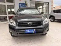 Usata Toyota RAV4 Luxury 136 CV (100 kW) 2007 Grigio SUV