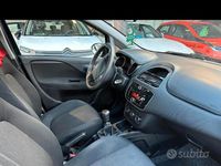 Usata Fiat Punto 77 CV (56 kW) 2014 Nero Berlina