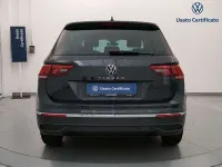 Usata VW Tiguan Life 122 CV (89 kW) 2023 Grigio SUV