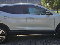 Usata Nissan Qashqai Tekna 131 CV (96 kW) 2016 Bianco SUV
