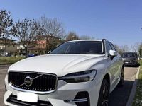 Usata Volvo XC60 Momentum 197 CV (144 kW) 2022 SUV