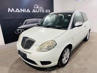 Usata Lancia Ypsilon 95 CV (69 kW) 2010 Bianco Utilitaria