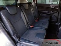 Usata Ford S-MAX Titanium 150 CV (110 kW) 2016 Champagne Monovolume