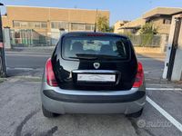 Usata Lancia Ypsilon 77 CV (56 kW) 2007 Grigio Utilitaria