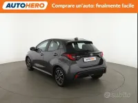 Usata Toyota Yaris Hybrid Trend 92 CV (67 kW) 2023 Grigio Berlina