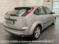 Usata Ford Focus 90 CV (66 kW) 2006 Grigio Berlina