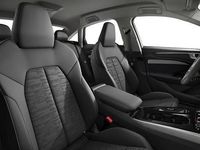 Usata Audi A6 Advanced 204 CV (150 kW) 2025 Blu/azzurro Utilitaria