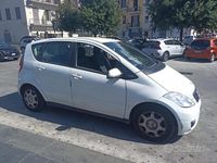 Usata Mercedes A160 125 CV (91 kW) 2011 Bianco Utilitaria