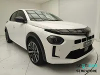 Begagnad Lancia Ypsilon 110 HK (80 kW) 2025 Silver Halvkombi
