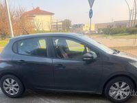 Usata Peugeot 208 82 CV (60 kW) 2013 Nero Utilitaria