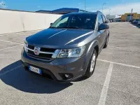 Usata Fiat Freemont Urban 140 CV (102 kW) 2011 Grigio SUV