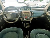 Usata Lancia Ypsilon 69 CV (50 kW) 2004 Grigio Utilitaria