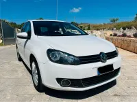Usata VW Golf VI 102 CV (75 kW) 2010 Bianco Utilitaria