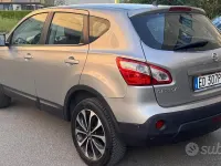 Usata Nissan Qashqai Acenta 117 CV (86 kW) 2011 Grigio SUV