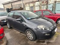 Usata Fiat Grande Punto 77 CV (56 kW) 2013 Grigio Utilitaria