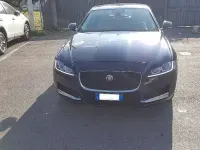 Usata Jaguar XF 179 CV (131 kW) 2018 Blu Berlina