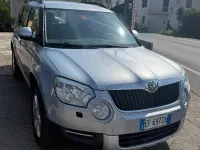 Usata Skoda Yeti Adventure 140 CV (102 kW) 2011 Grigio SUV