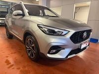 Usata MG ZS Luxury 106 CV (77 kW) 2024 Argento Berlina