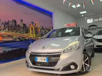 Usata Peugeot 208 Allure 100 CV (73 kW) 2017 Grigio Utilitaria
