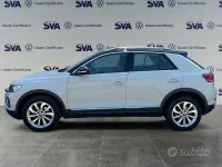 Używany VW T-Roc Style 150 KM (110 kW) 2023 Szary SUV