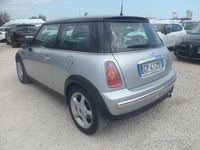 Usata Mini Cooper 116 CV (85 kW) 2005 Grigio Utilitaria