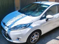 Usata Ford Fiesta Titanium 90 CV (66 kW) 2011 Bianco Berlina