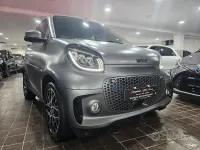 Usata Smart ForTwo Coupé Prime 41 kW (56 CV) 2022 Grigio Utilitaria
