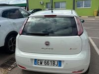 Usata Fiat Punto Street 105 CV (77 kW) 2018 Bianco Utilitaria