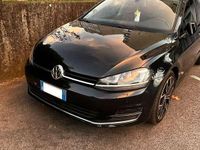Usata VW Golf VII Highline 110 CV (80 kW) 2015 Berlina