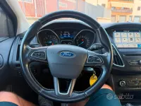 Usata Ford Focus Titanium 95 CV (69 kW) 2017 Marrone Berlina