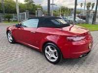 Begagnad Alfa Romeo Spider 210 HK (154 kW) 2008 Röd Cab