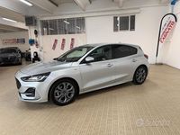 Usata Ford Focus ST-Line 115 CV (84 kW) 2025 Grigio Berlina