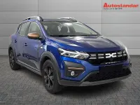 Usata Dacia Sandero Expression 101 CV (74 kW) 2025 Blu Utilitaria