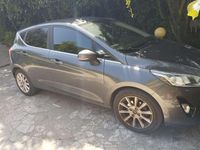 Usata Ford Fiesta 86 CV (63 kW) 2018 Grigio Utilitaria