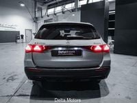 Nuova Mercedes 300 Premium 197 CV (144 kW) 2025 Grigio Station wagon