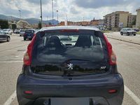 Usata Peugeot 107 68 CV (50 kW) 2007 Grigio Utilitaria