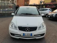 Usata Mercedes A160 82 CV (60 kW) 2012 Bianco Utilitaria