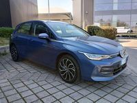 Usata VW Golf VIII Life 116 CV (85 kW) 2025 Anemone blau met. Berlina