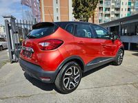 Usata Renault Captur 90 CV (66 kW) 2016 Rosso SUV