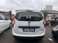 Begagnad Dacia Lodgy Lauréate 90 HK (66 kW) 2016 Vit Minibuss