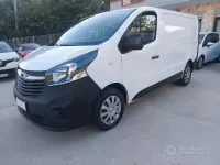 Usata Opel Vivaro-e Combi 121 CV (88 kW) 2019 Bianco Monovolume