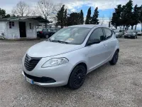Usata Lancia Ypsilon 69 CV (50 kW) 2015 Grigio Utilitaria